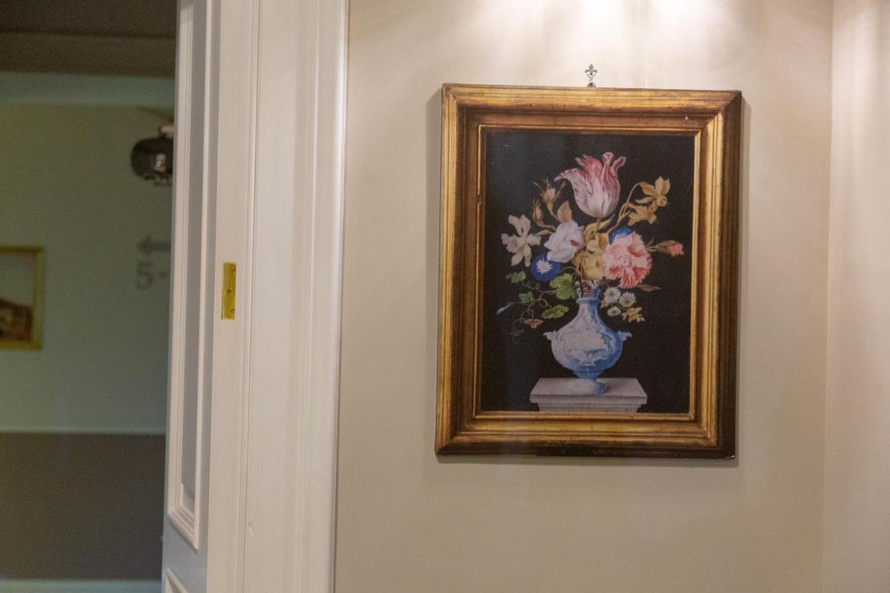 Leone Camere D'Autore - Chiaia Napoli Dış mekan fotoğraf